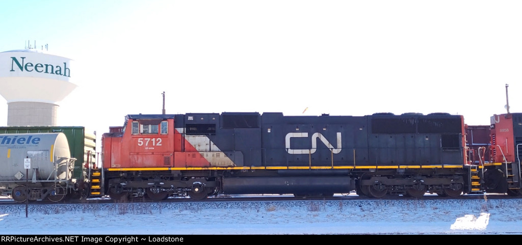 CN 5712